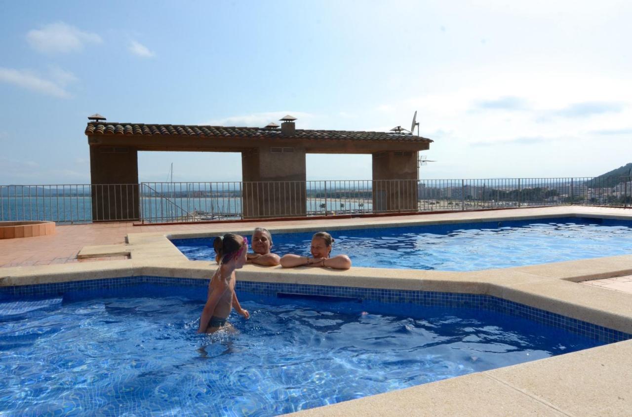 Apartment Nautic 2-4 *